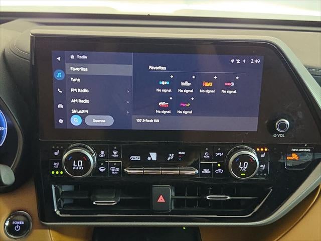 2023 Toyota Highlander Hybrid Platinum