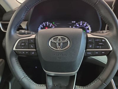 2024 Toyota Highlander LE