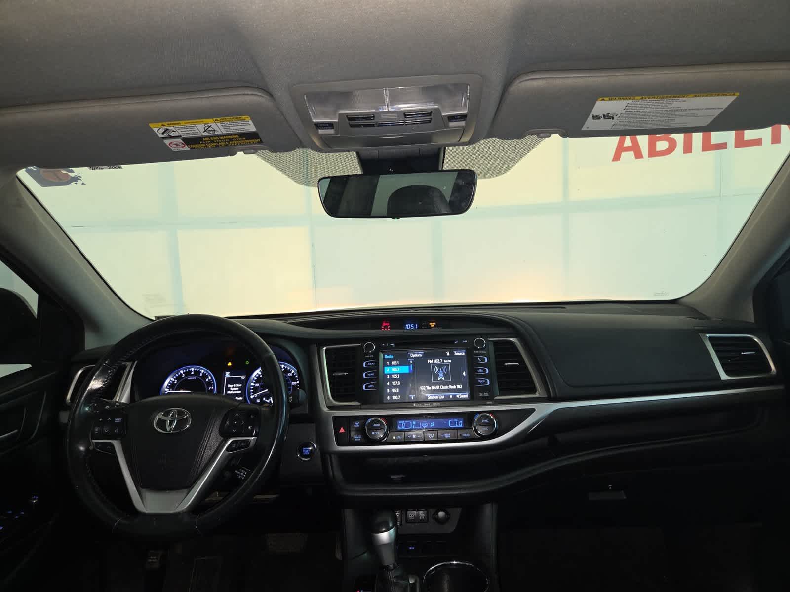 2017 Toyota Highlander SE