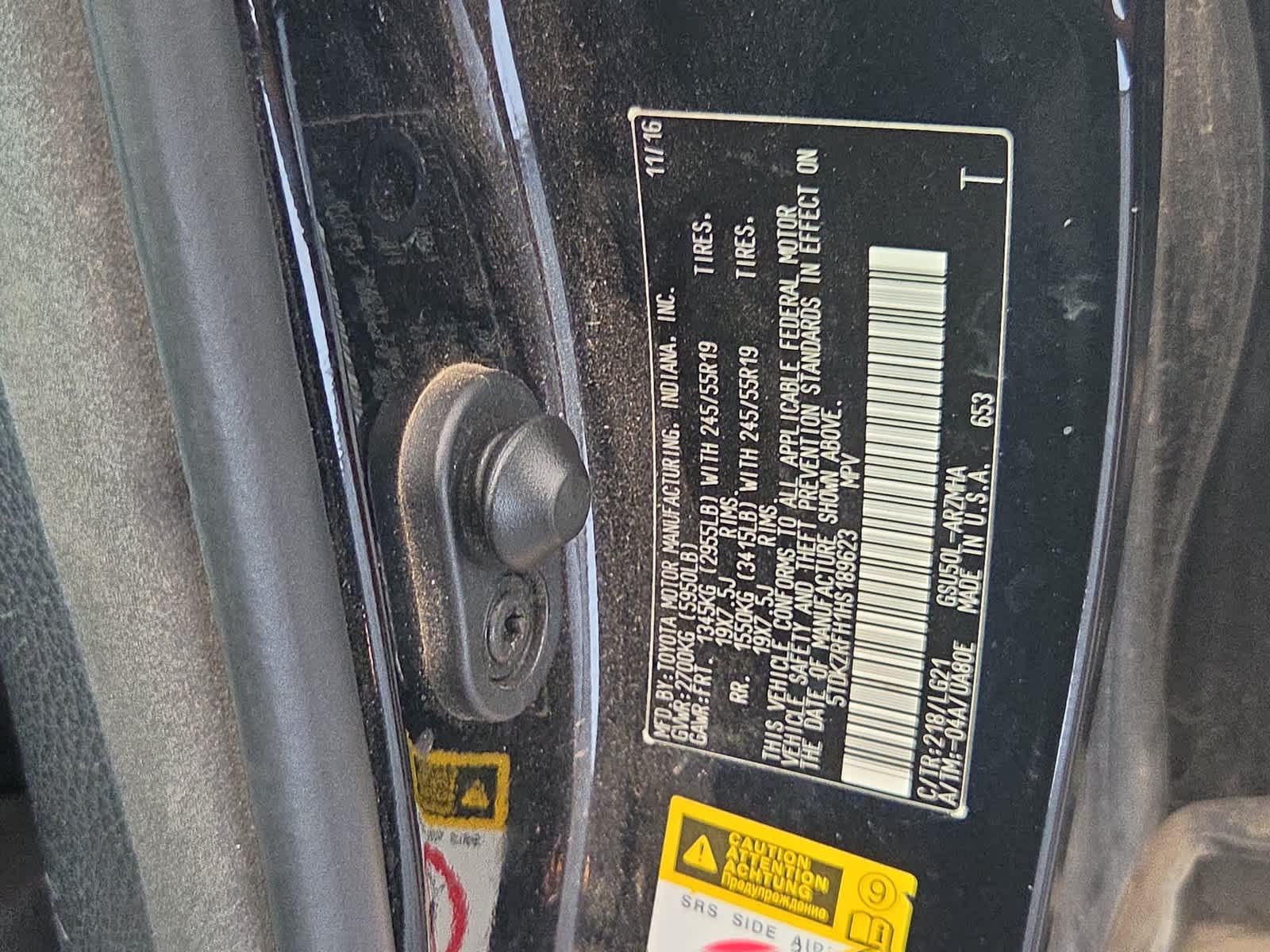 2017 Toyota Highlander SE
