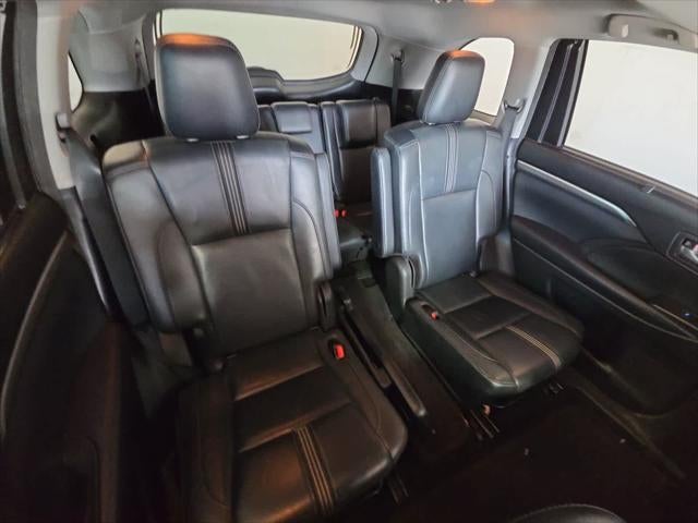 2017 Toyota Highlander SE