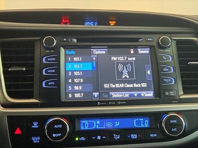 2017 Toyota Highlander SE