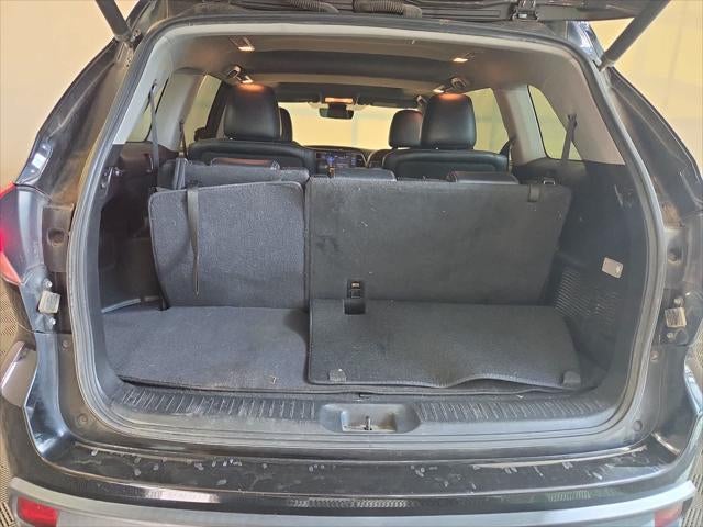 2017 Toyota Highlander SE