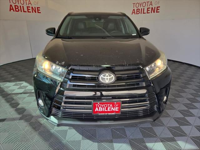 2017 Toyota Highlander SE