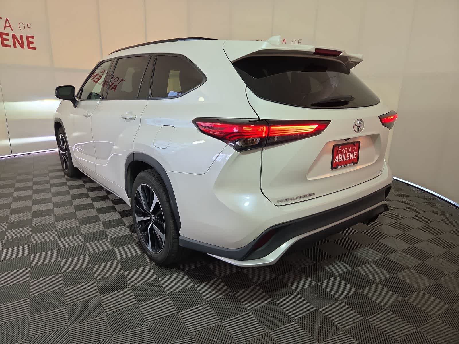 2021 Toyota Highlander XSE
