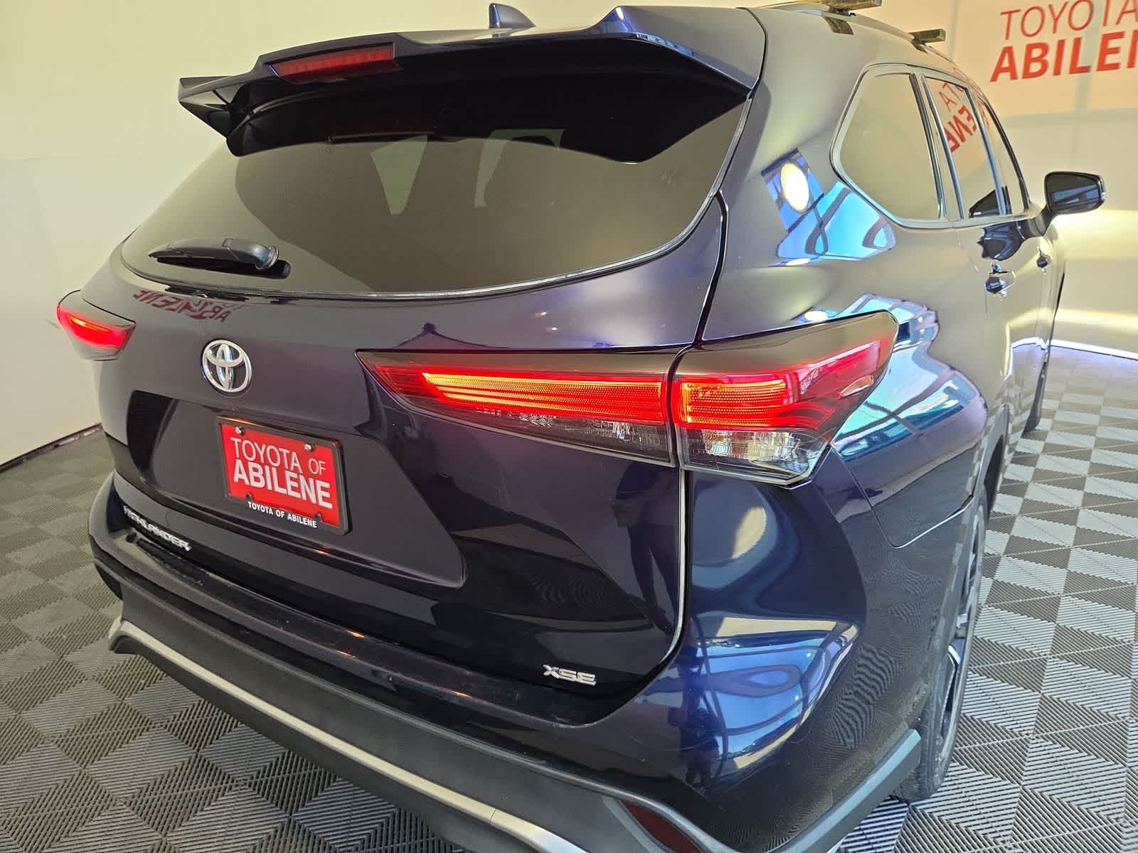 2021 Toyota Highlander XSE
