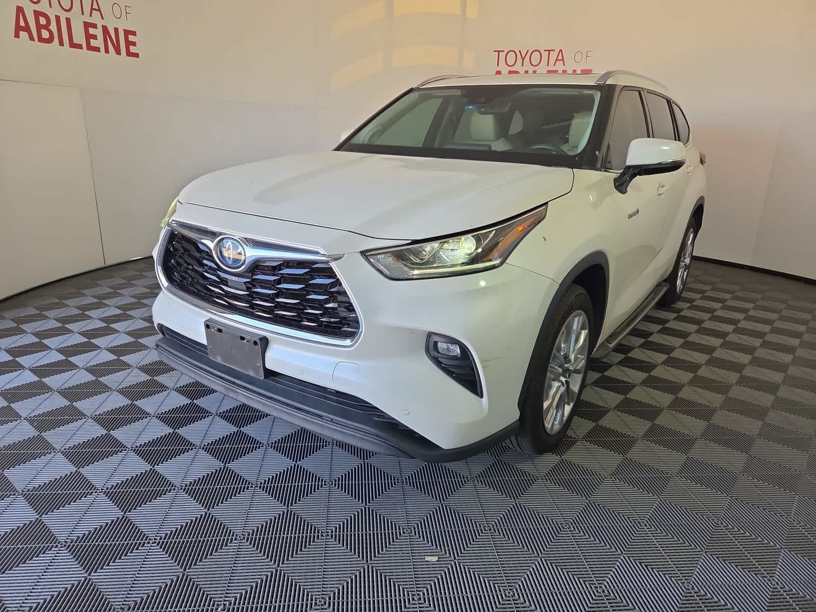 2020 Toyota Highlander Hybrid Limited
