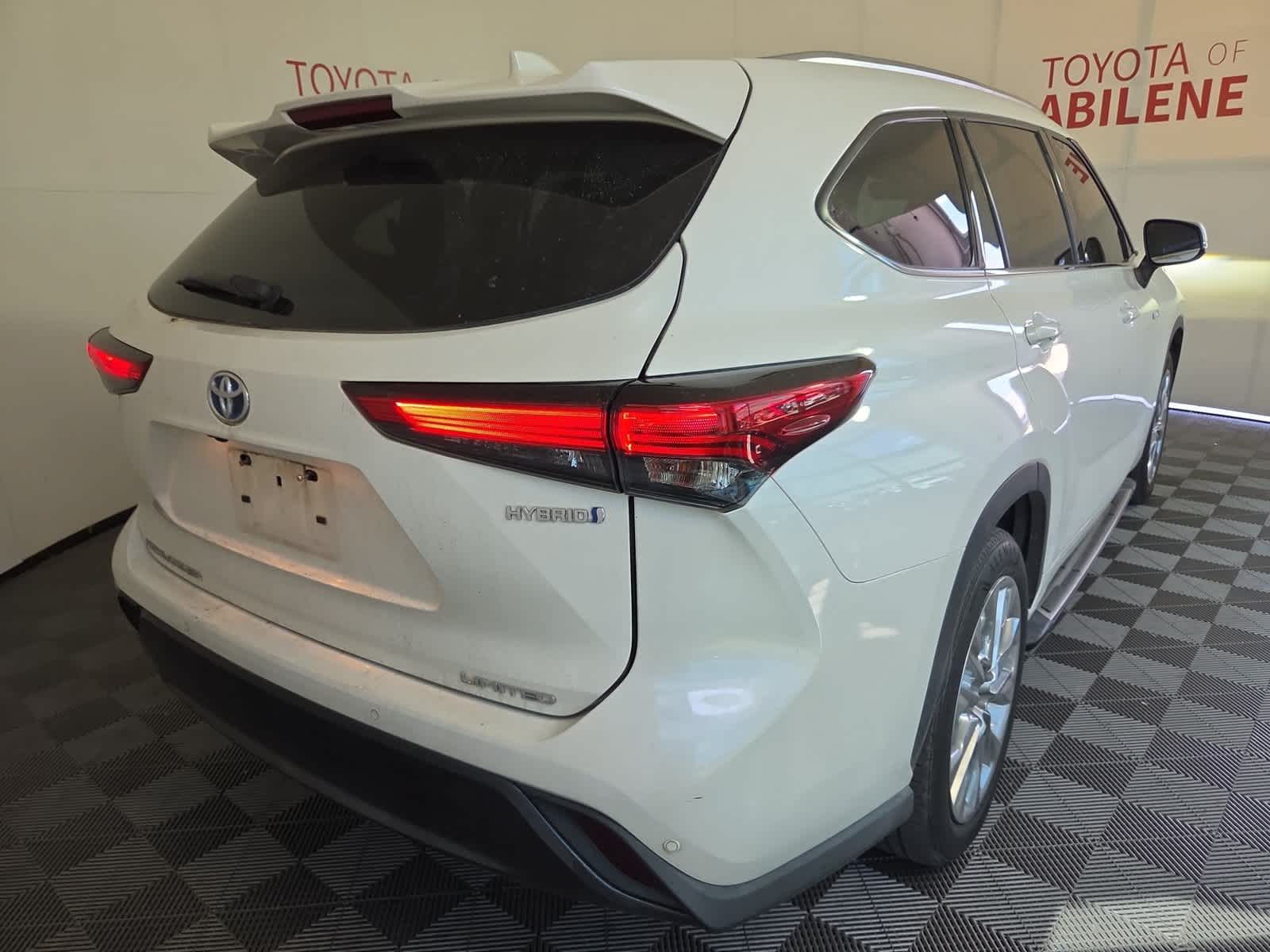 2020 Toyota Highlander Hybrid Limited