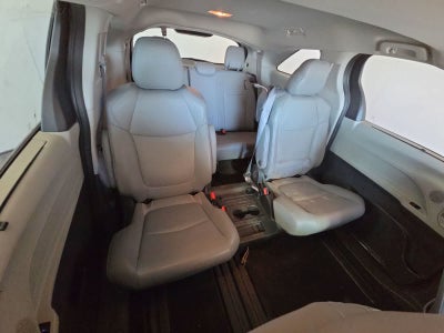2023 Toyota Sienna XLE