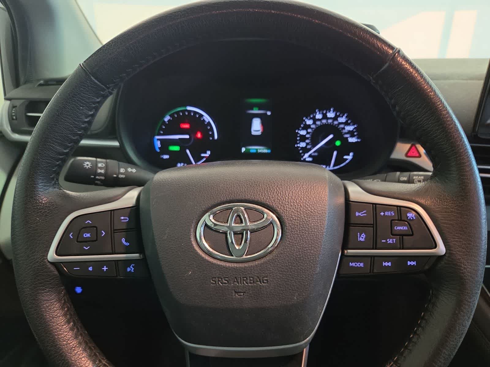 2023 Toyota Sienna XLE