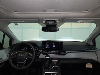 2026 Toyota Sienna XLE