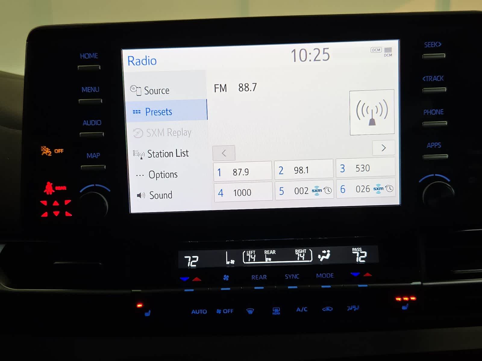 2024 Toyota Sienna XLE