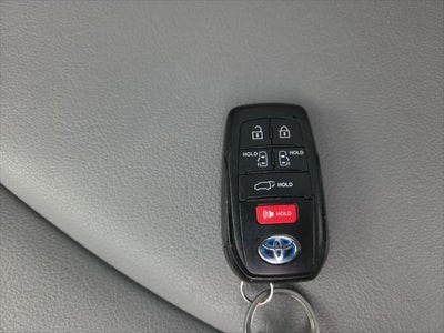 2024 Toyota Sienna XLE