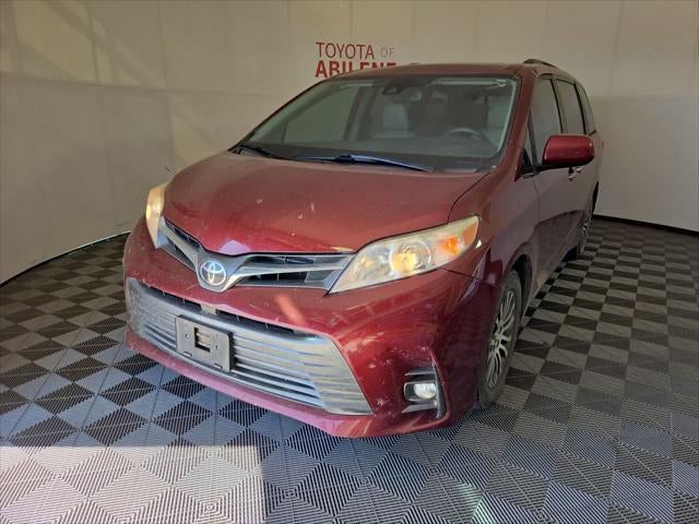2018 Toyota Sienna XLE