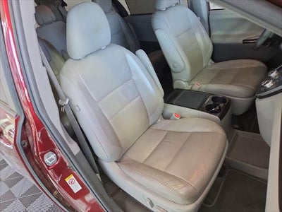 2018 Toyota Sienna XLE