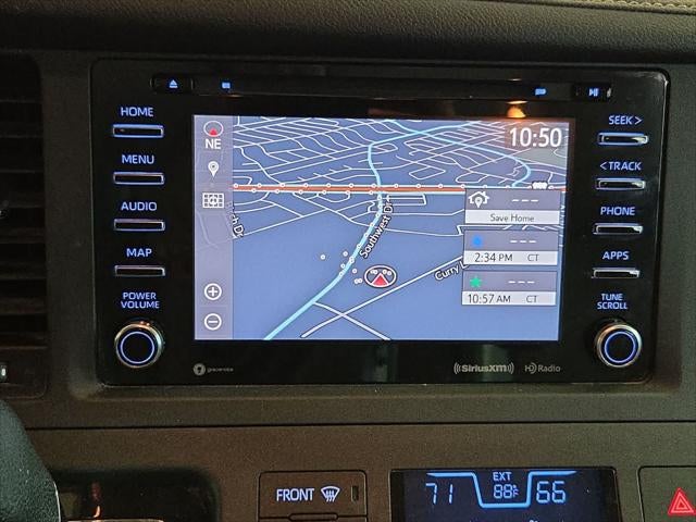 2018 Toyota Sienna XLE
