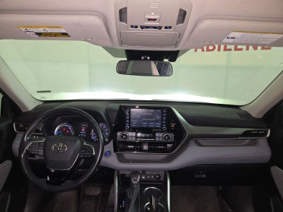 2021 Toyota Highlander Hybrid LE