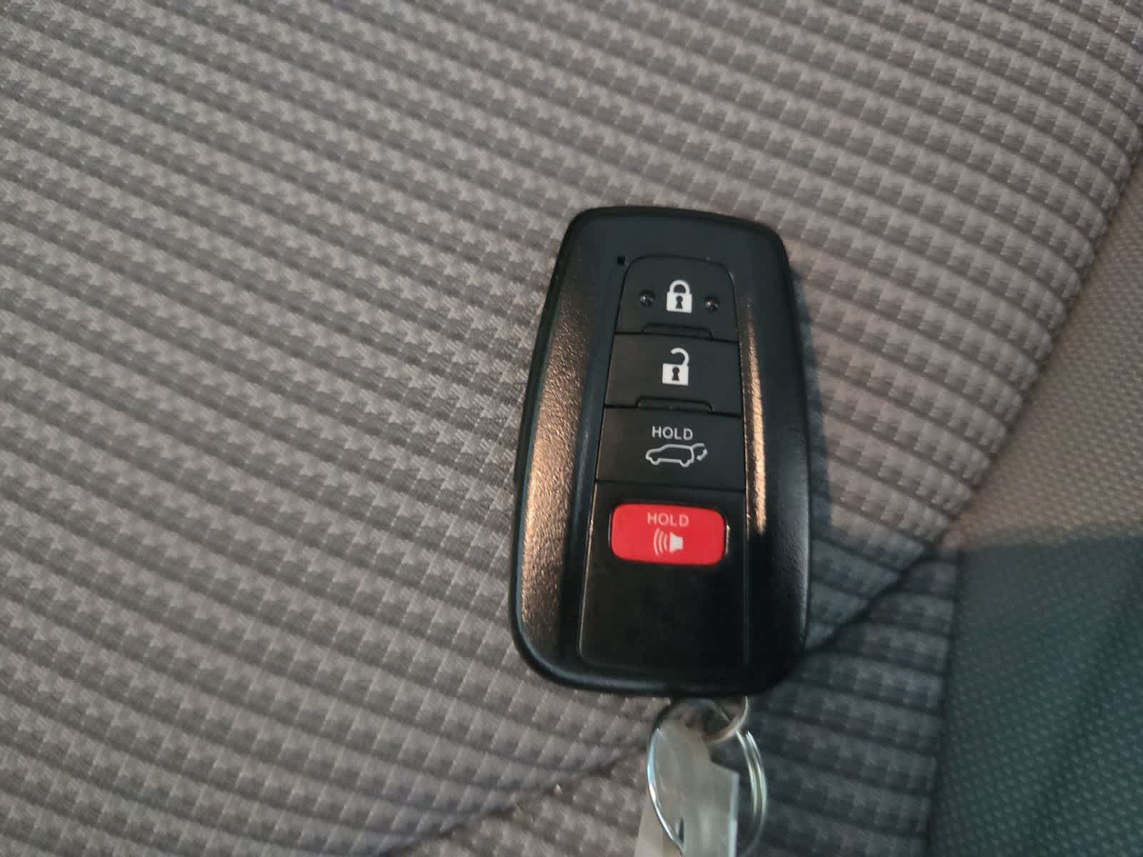 2021 Toyota Highlander Hybrid LE