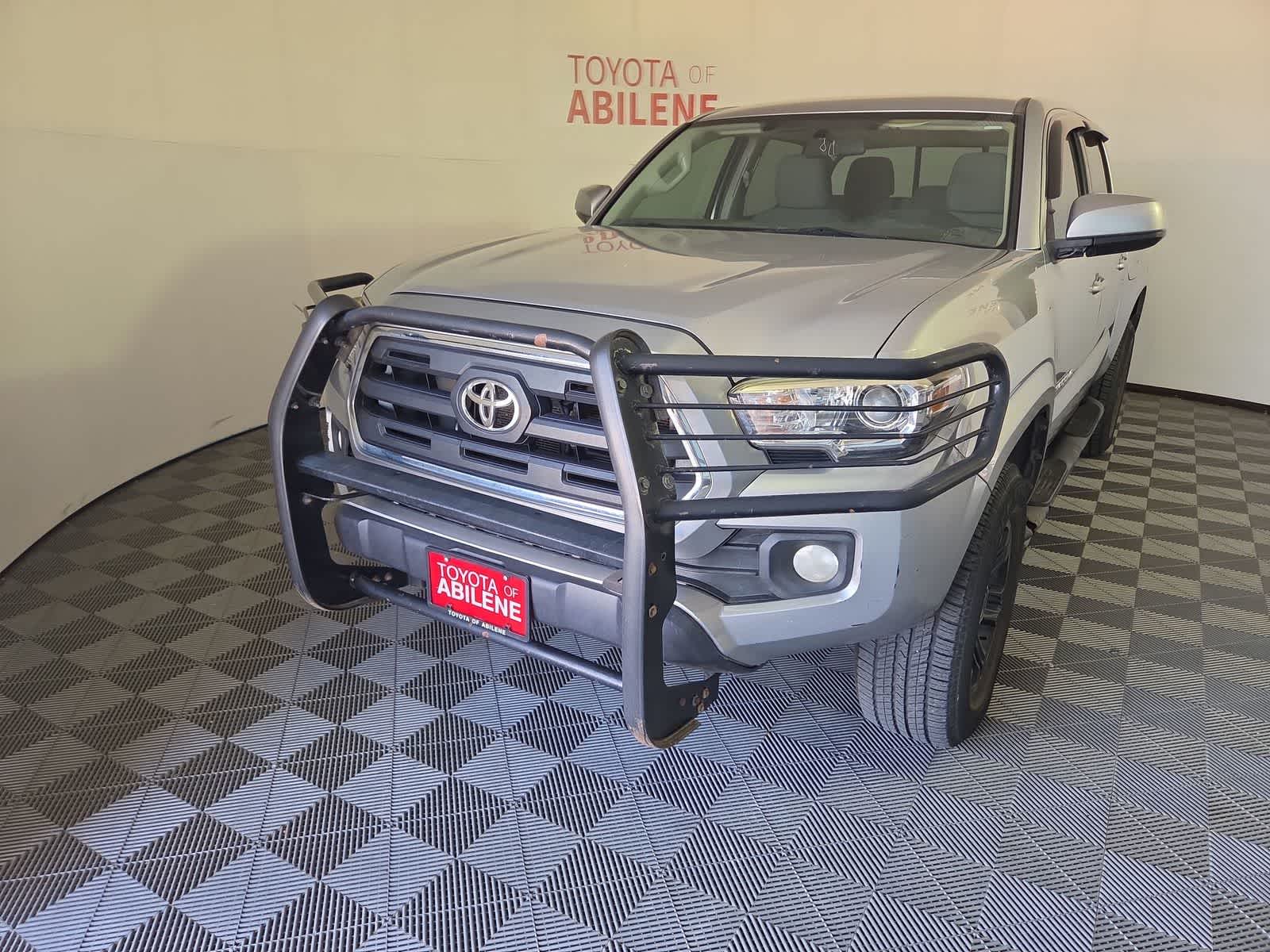 2016 Toyota Tacoma SR5