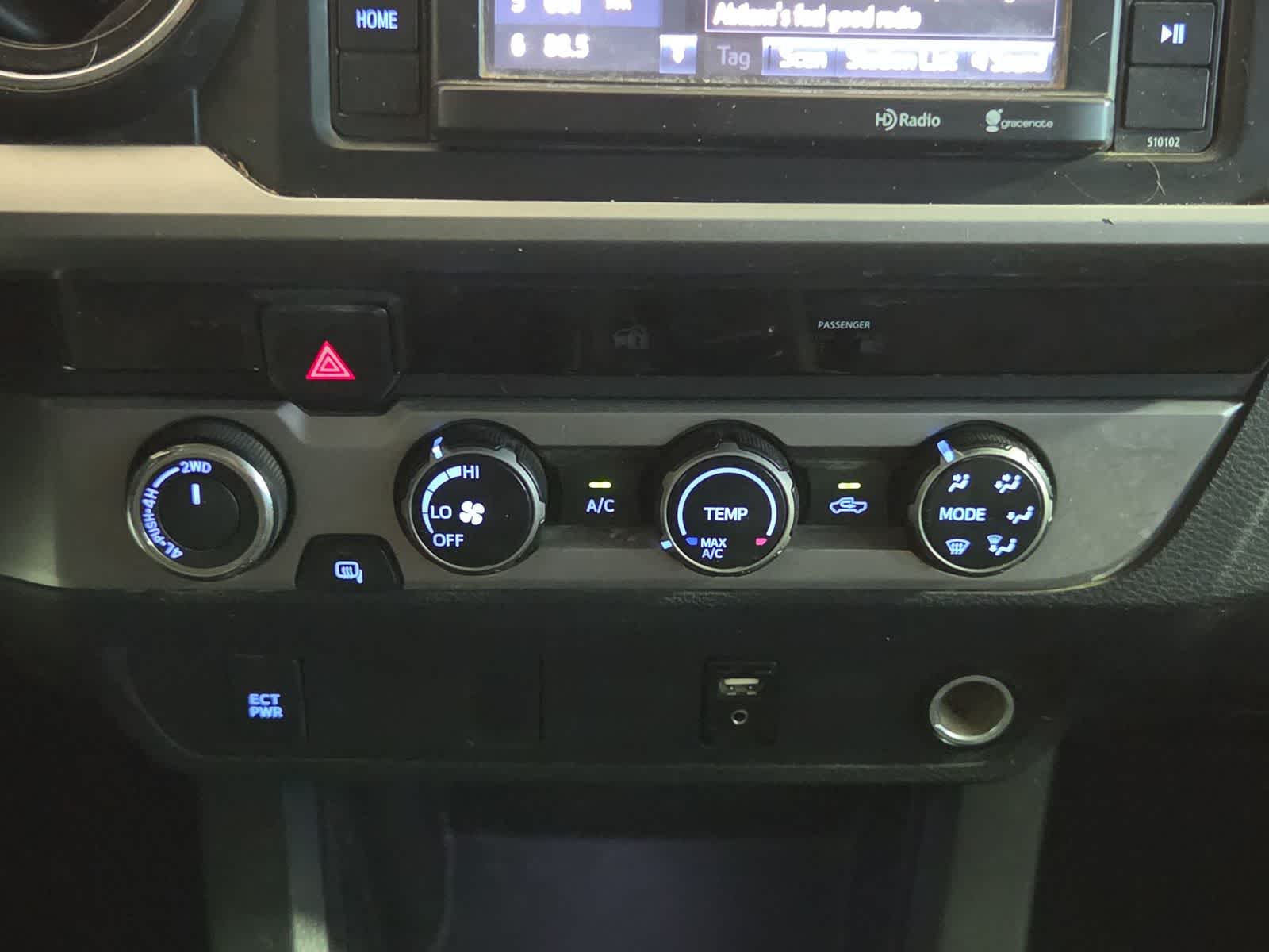 2016 Toyota Tacoma SR5