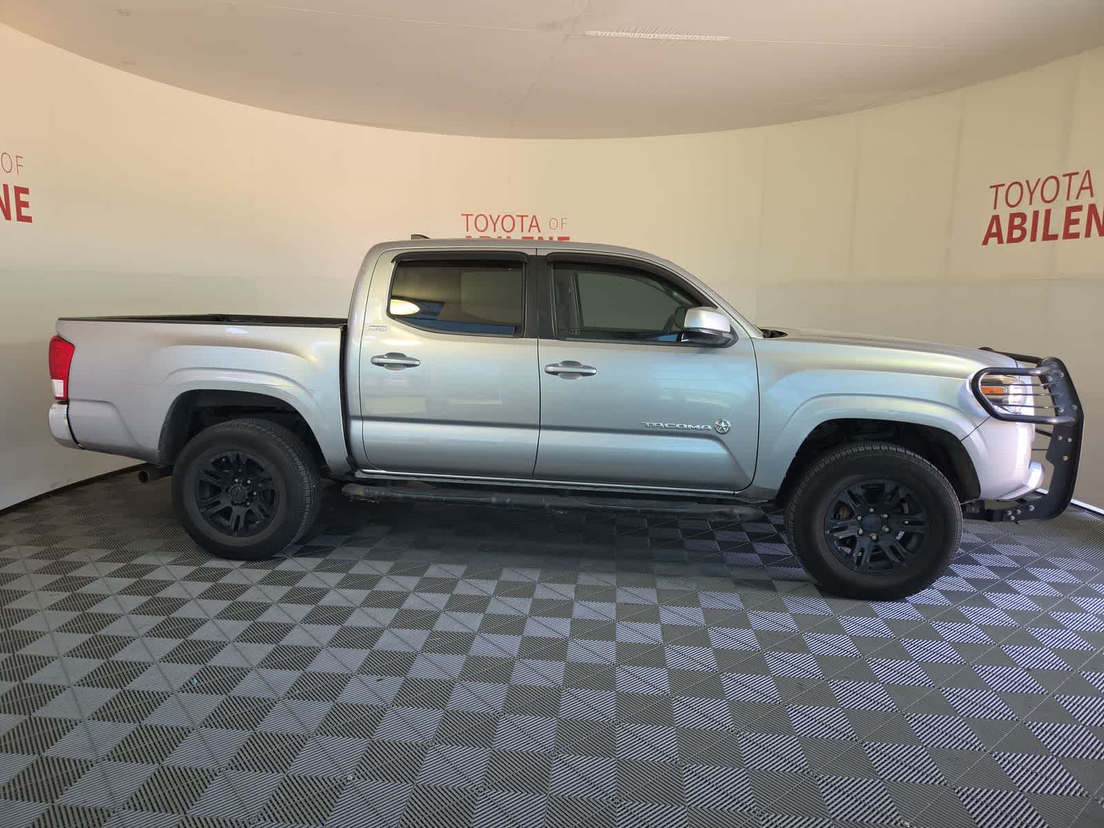 2016 Toyota Tacoma SR5