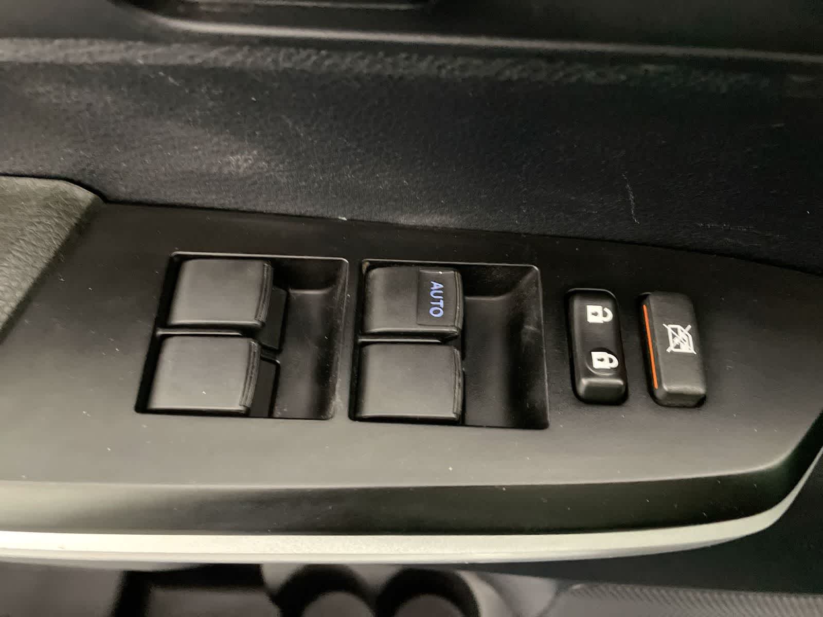 2014 Toyota Tundra SR5