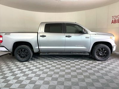 2014 Toyota Tundra SR5