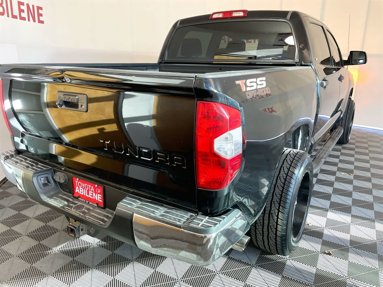 2015 Toyota Tundra SR5