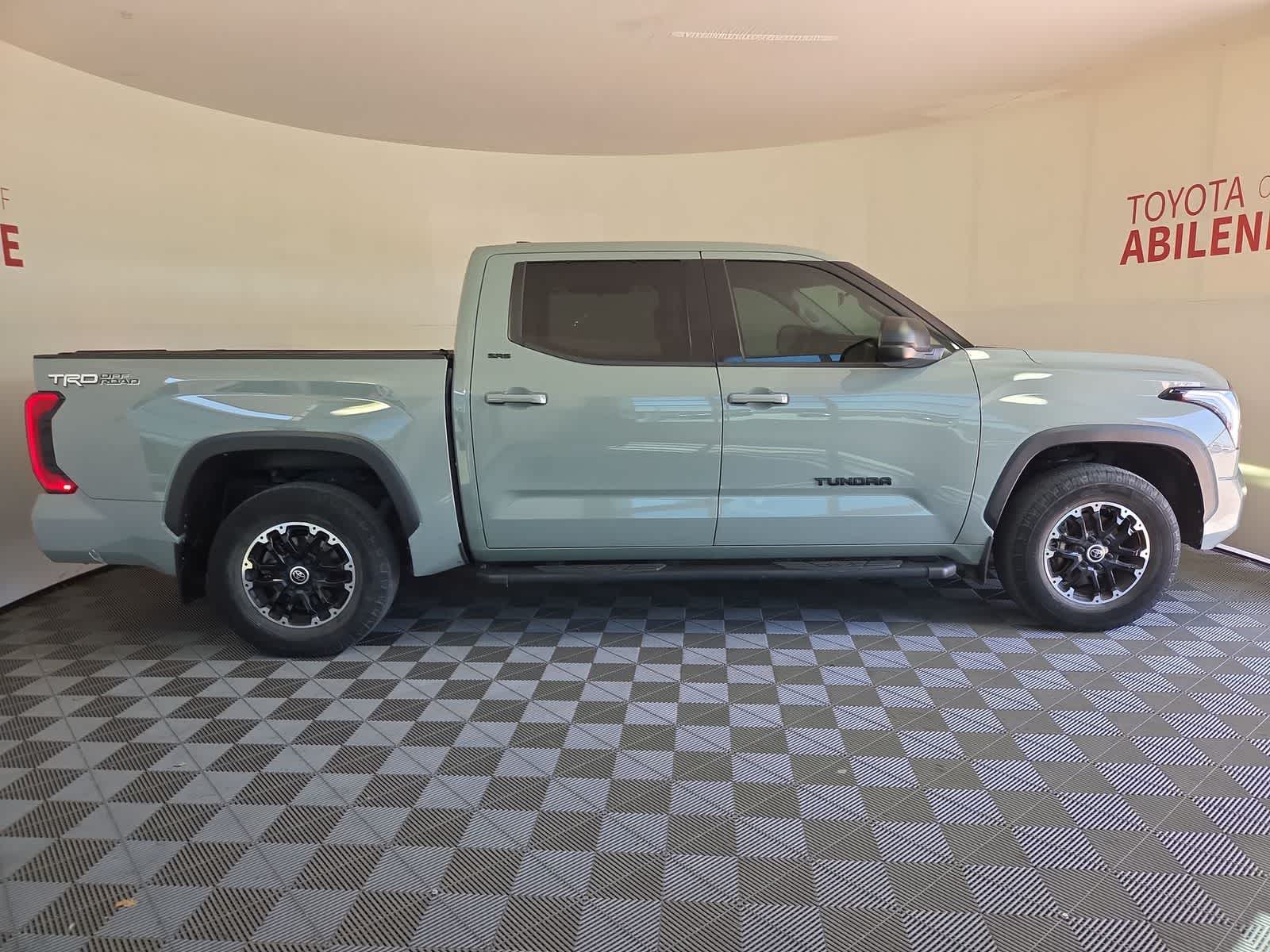 2022 Toyota Tundra SR5