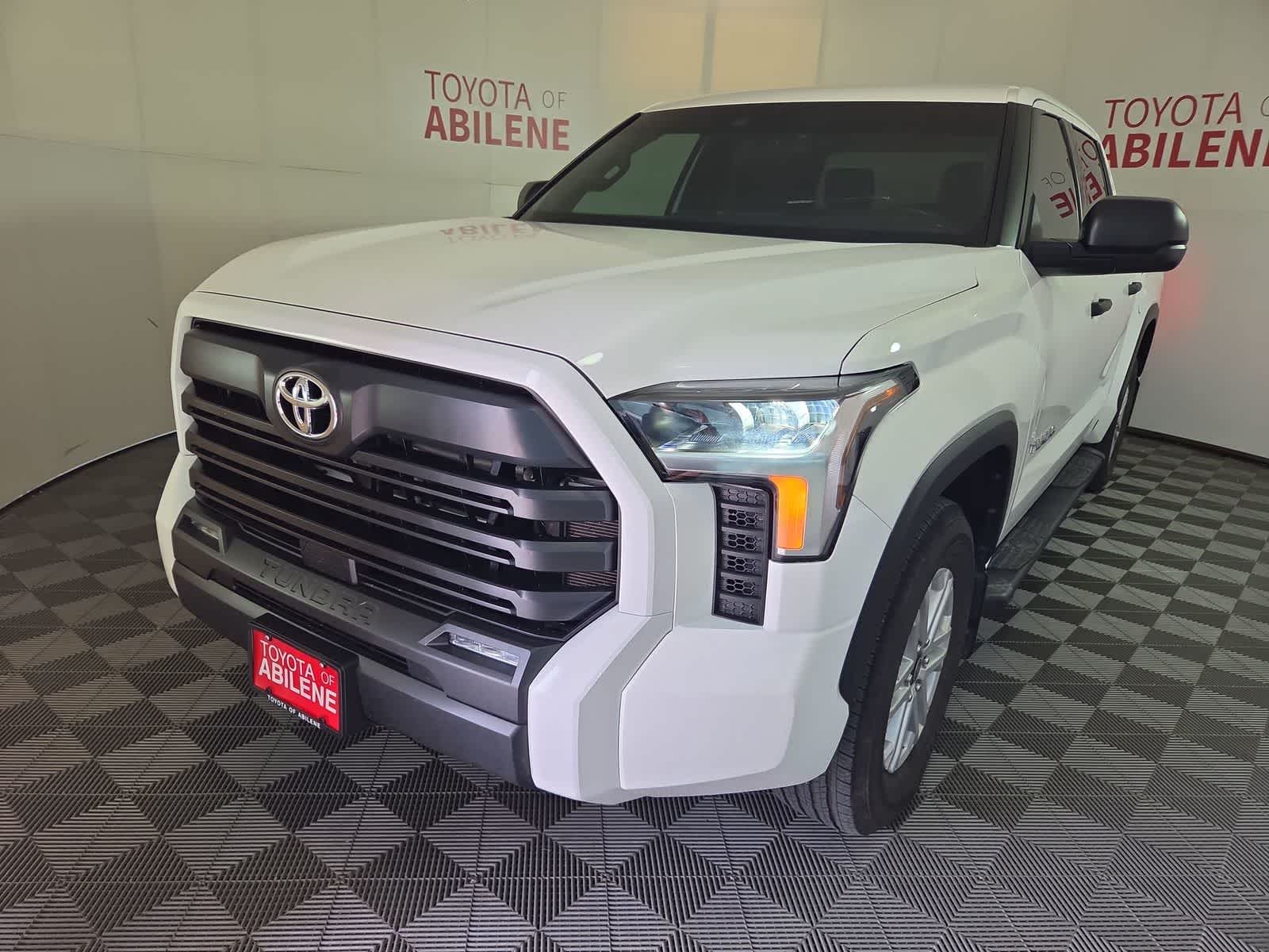 2025 Toyota Tundra SR5