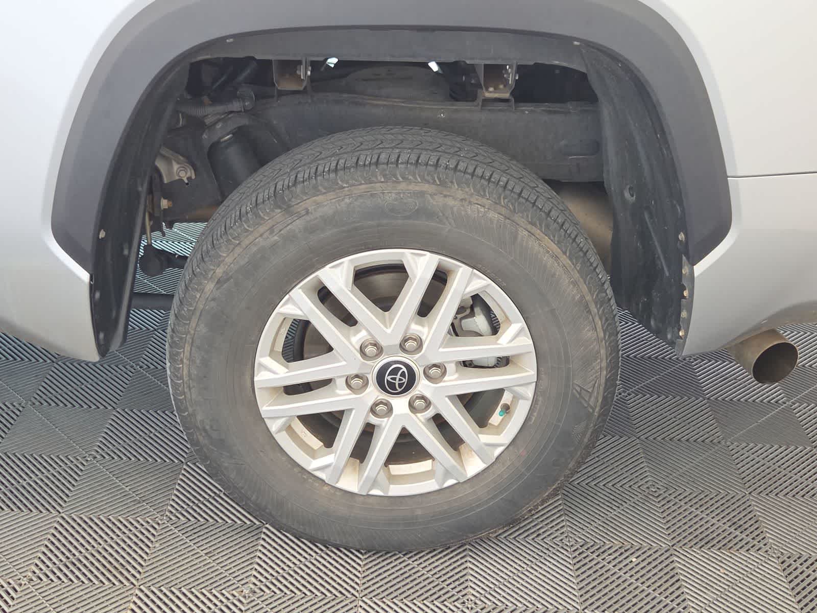 2024 Toyota Tundra SR5