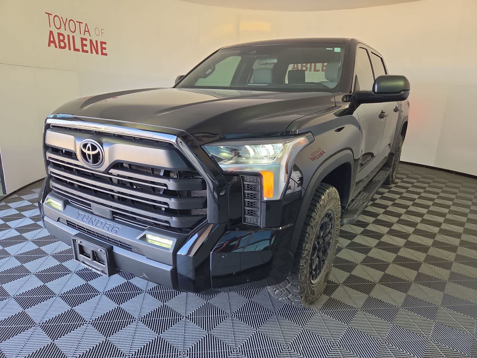 2025 Toyota Tundra SR5