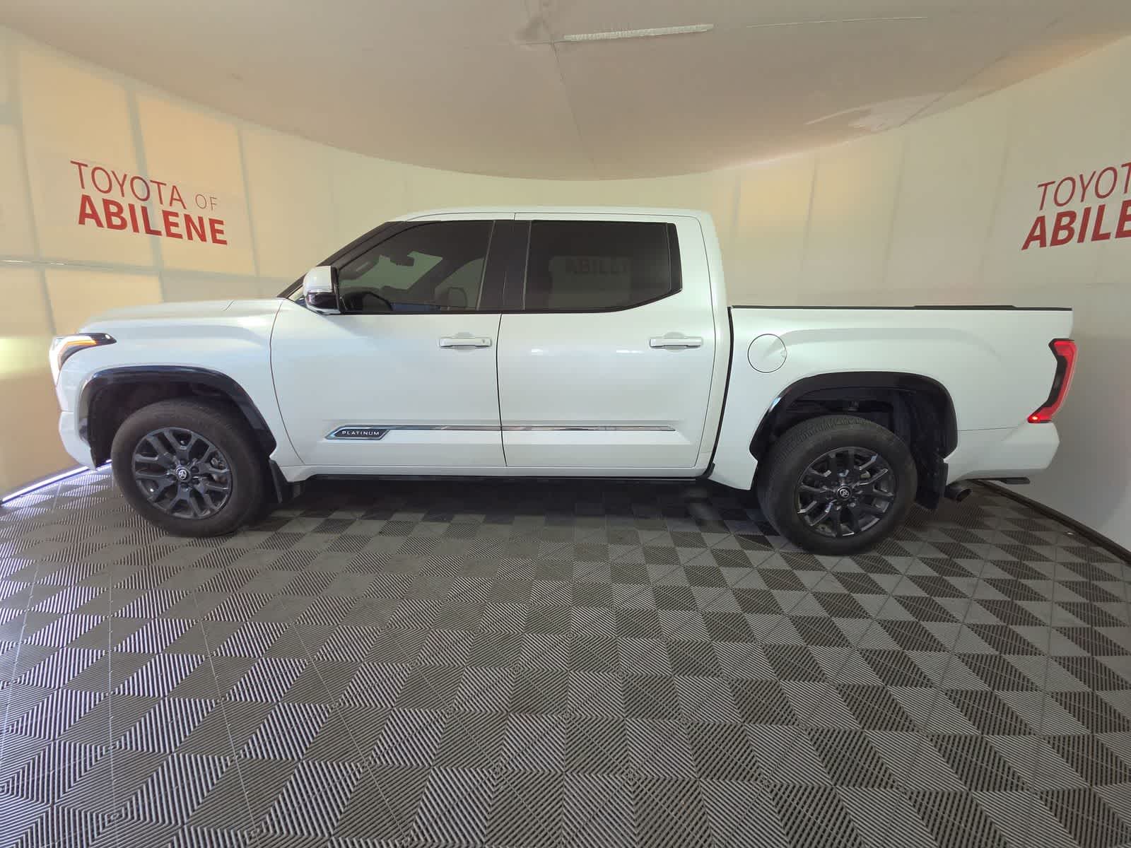 2025 Toyota Tundra Platinum