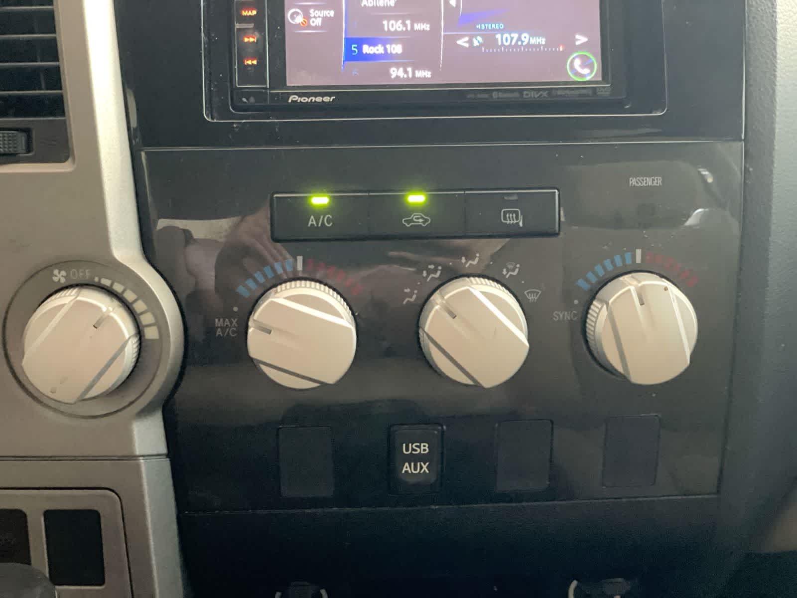 2013 Toyota Tundra Double Cab 4.6L V8 6-Spd AT (Natl)