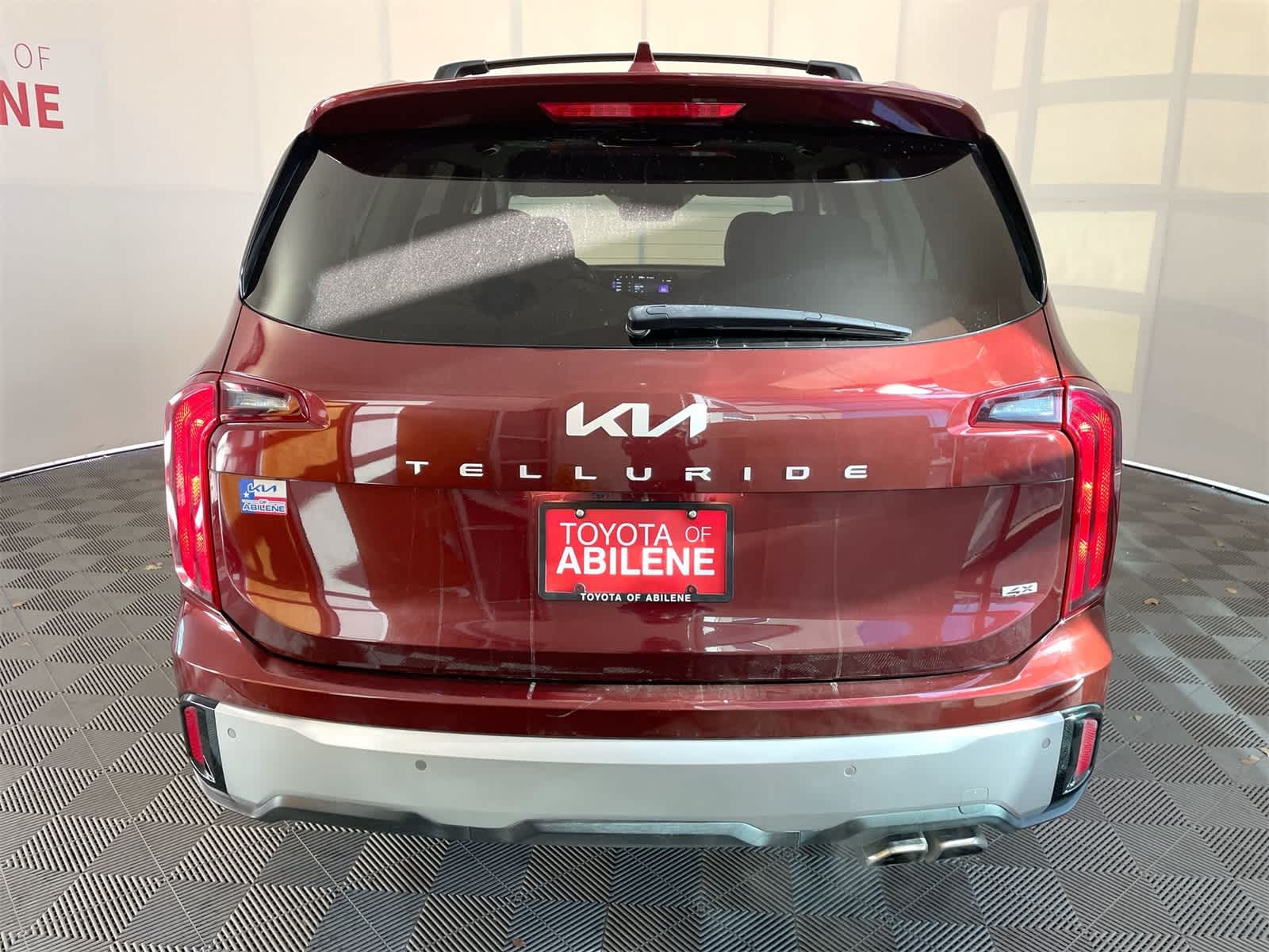 2023 Kia Telluride S