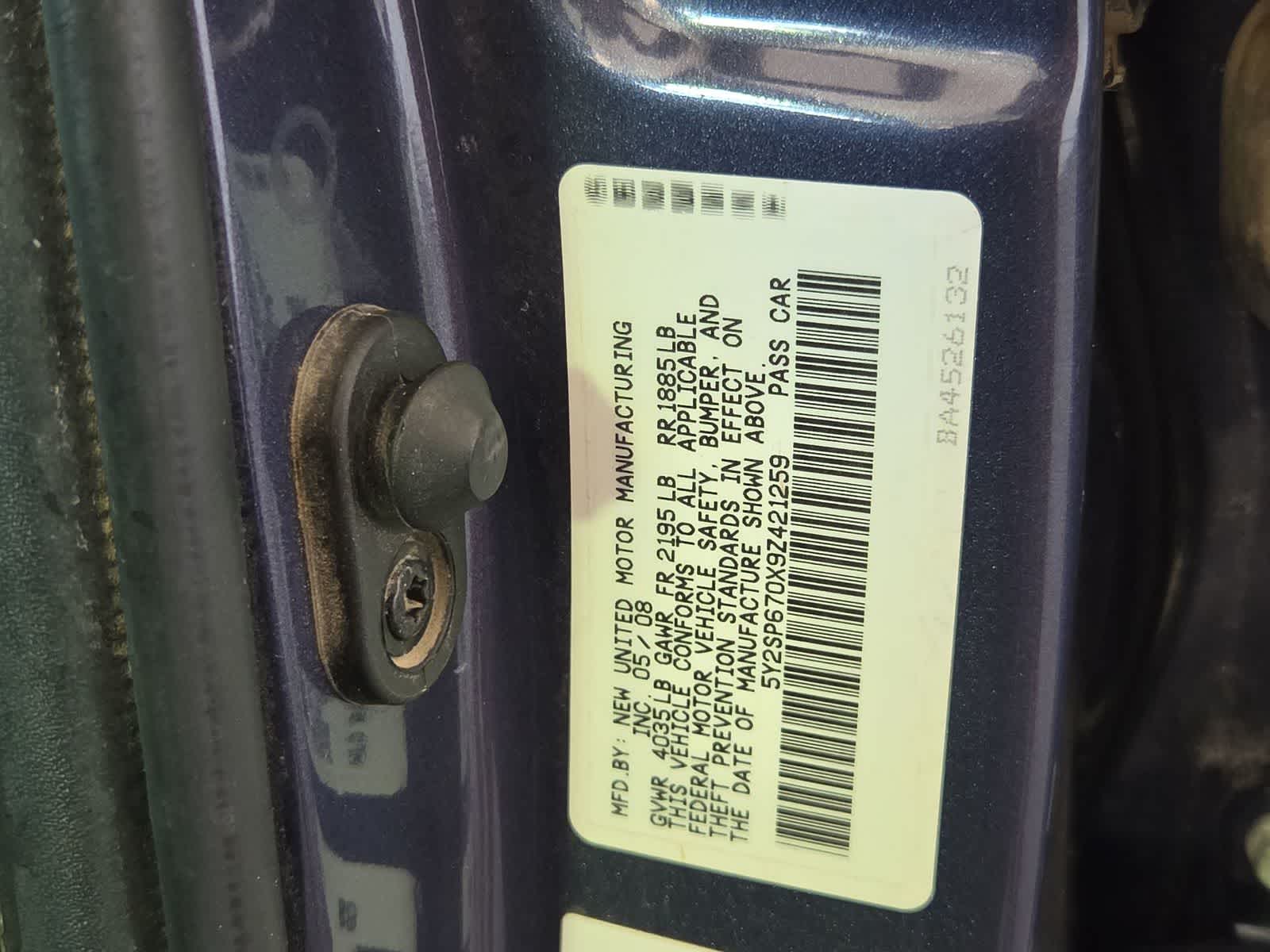 2009 Pontiac Vibe w/1SB