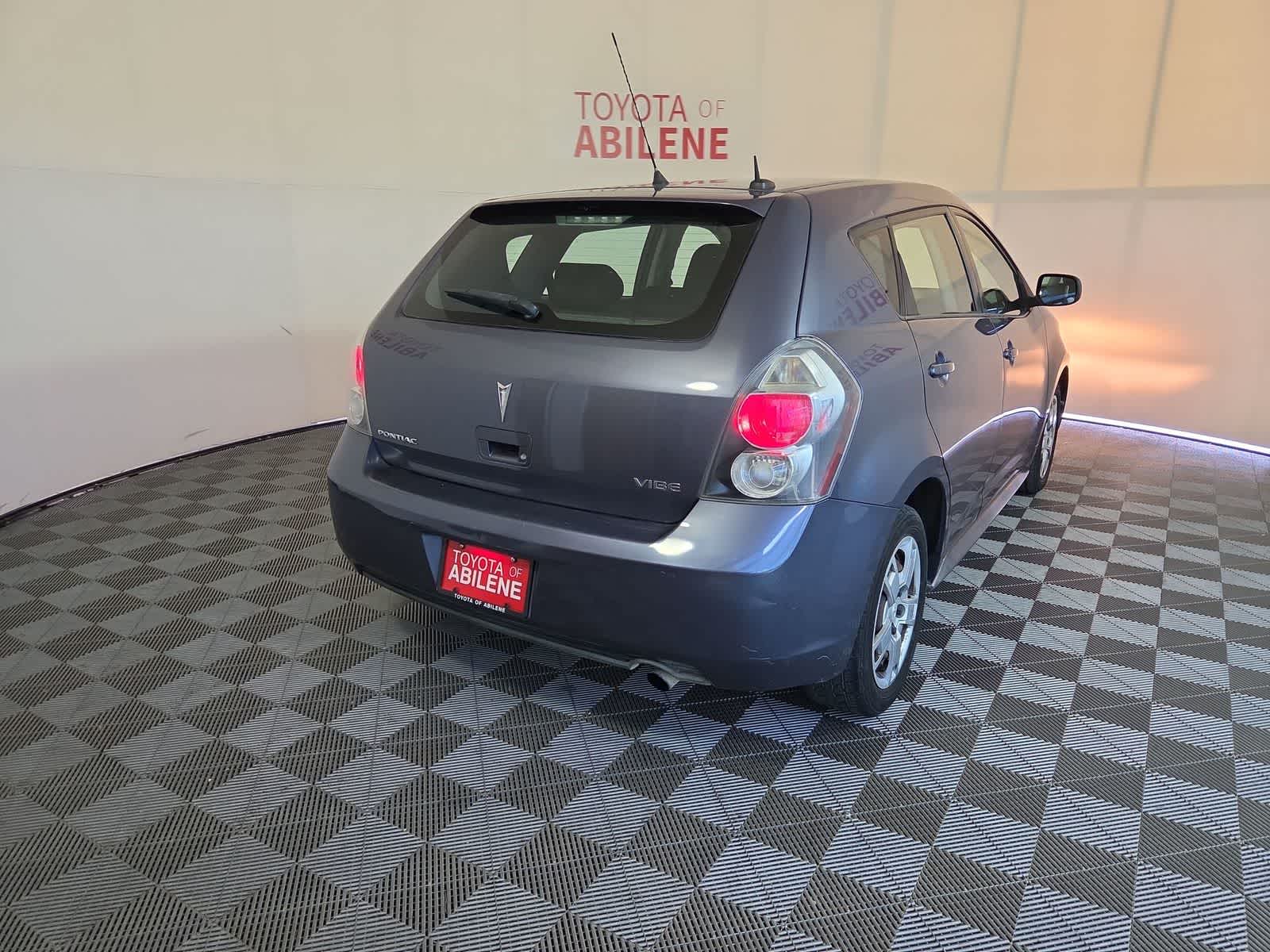 2009 Pontiac Vibe w/1SB