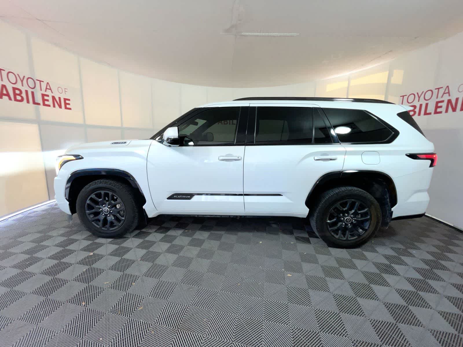 2023 Toyota Sequoia Platinum