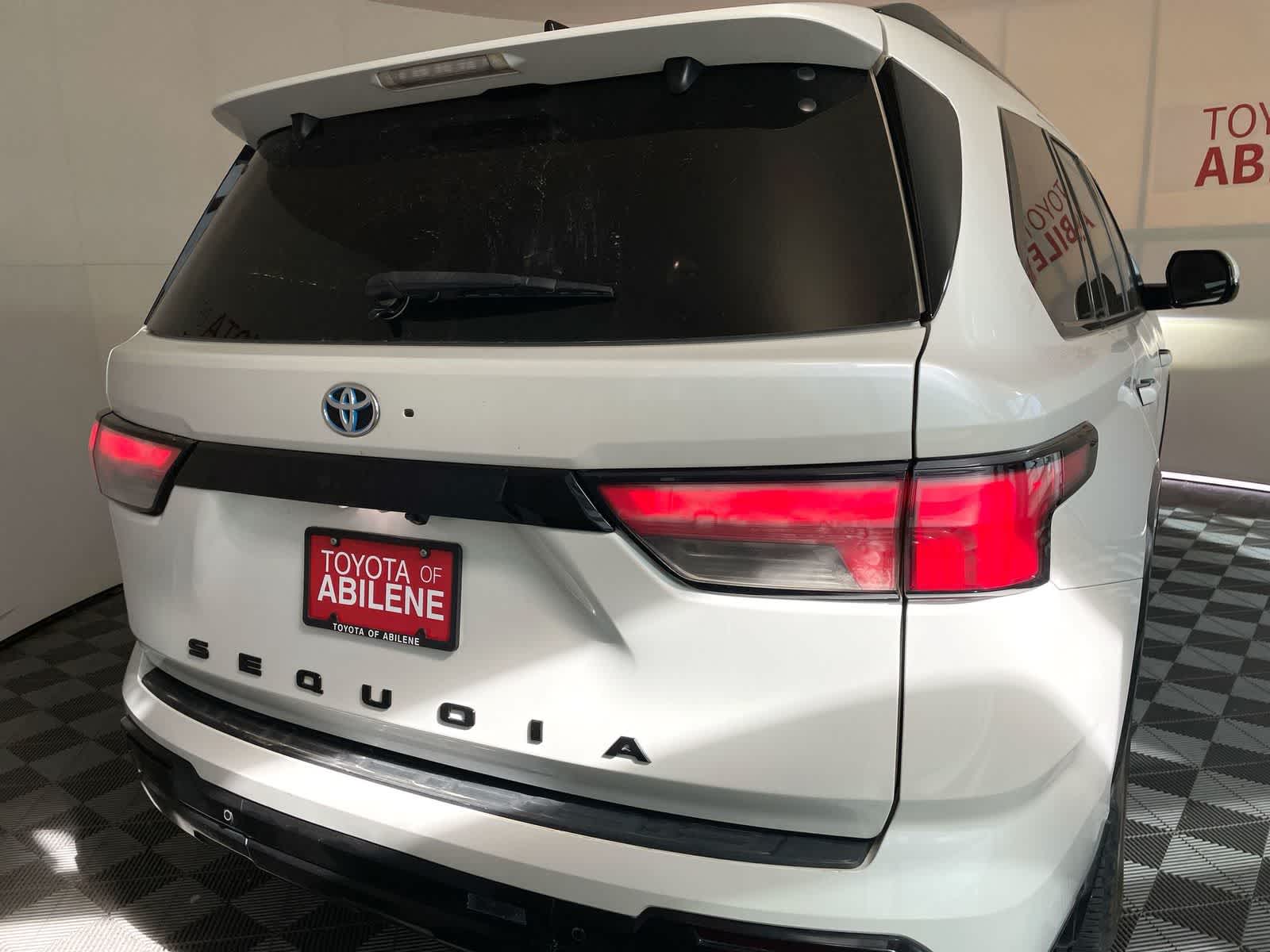 2023 Toyota Sequoia Platinum