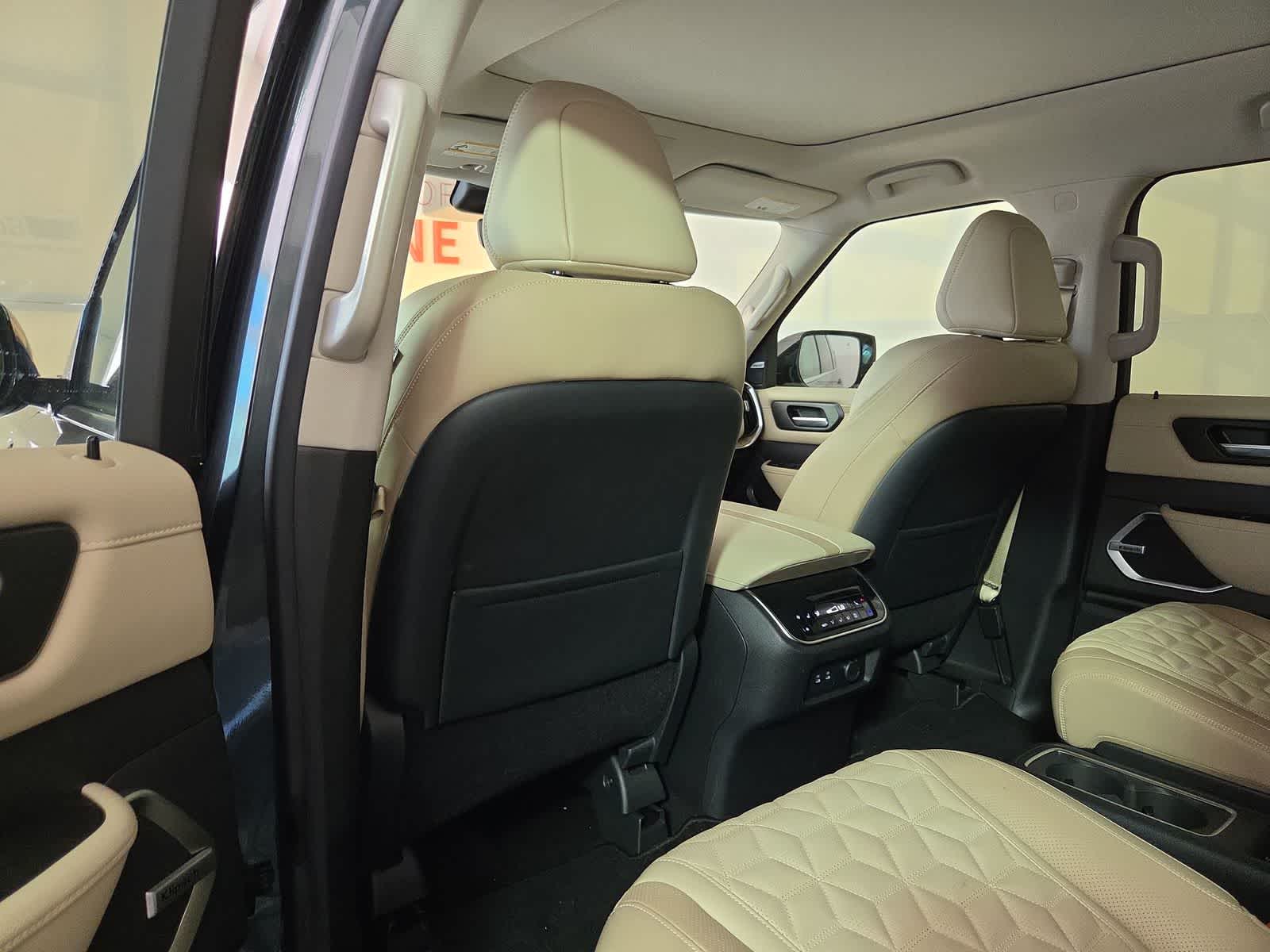 2025 Nissan Armada Platinum Reserve