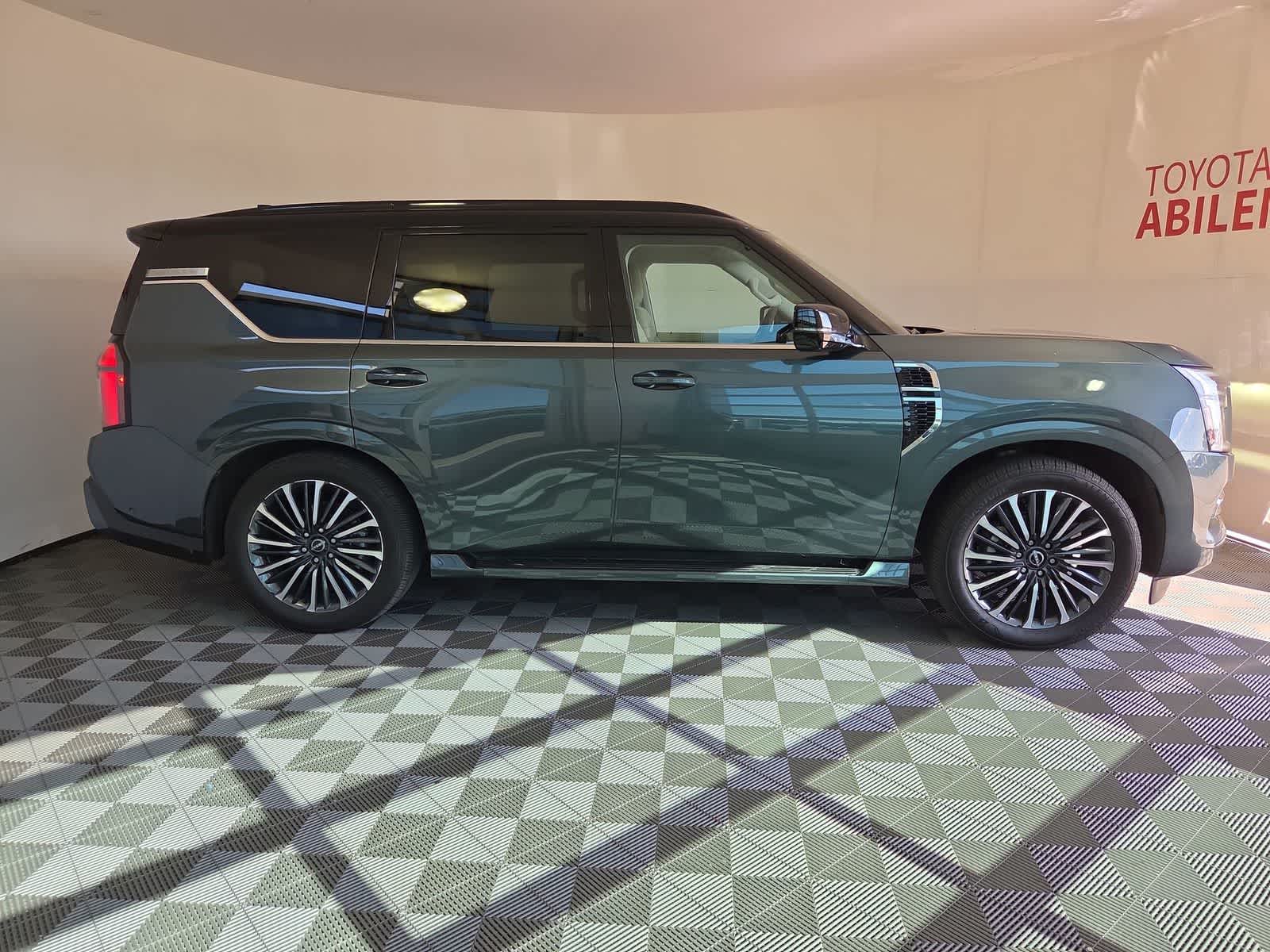 2025 Nissan Armada Platinum Reserve