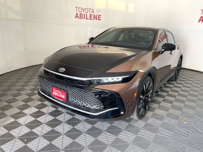 2024 Toyota Crown Platinum