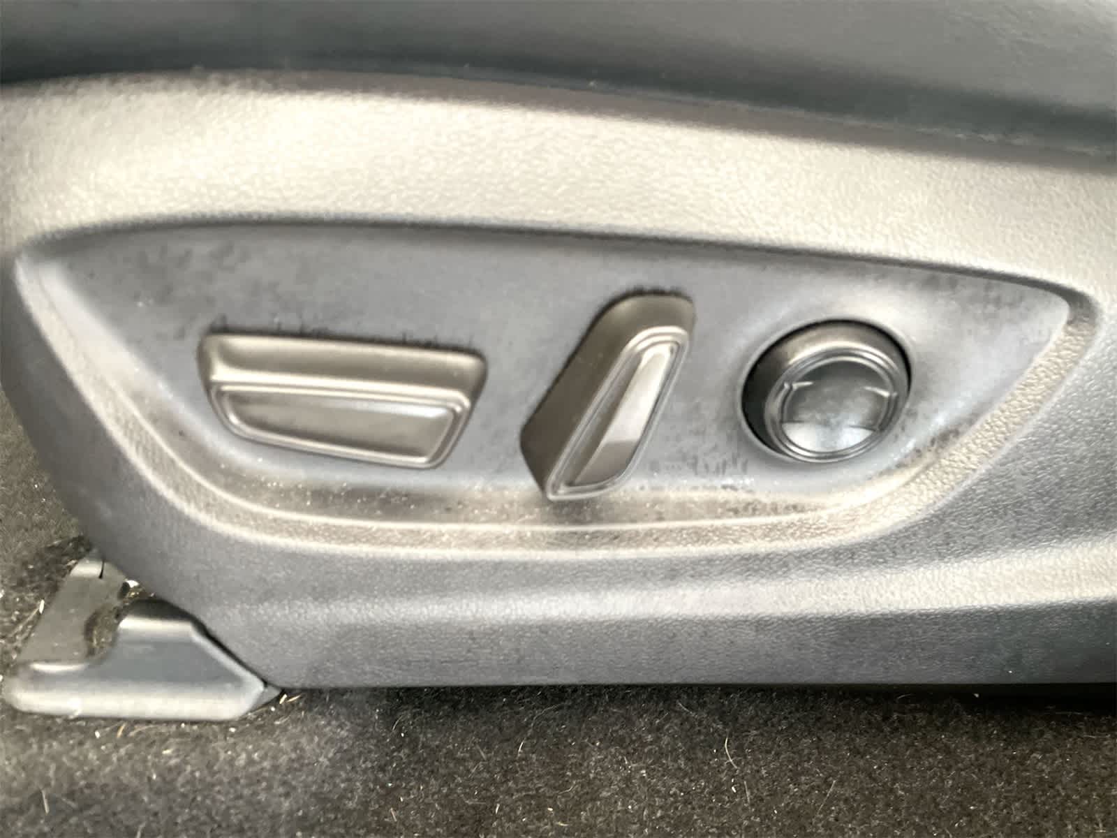 2024 Toyota Crown Platinum