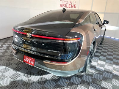 2024 Toyota Crown Platinum