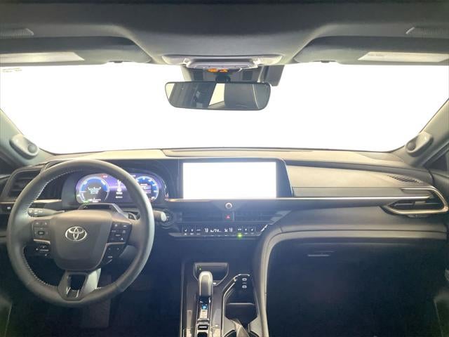 2024 Toyota Crown Platinum