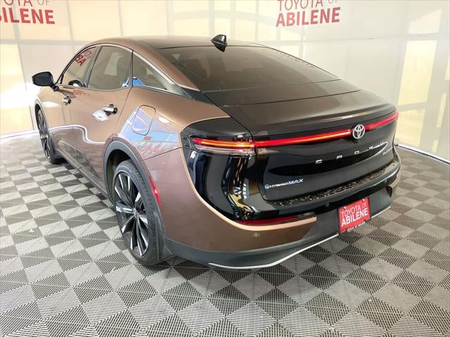 2024 Toyota Crown Platinum