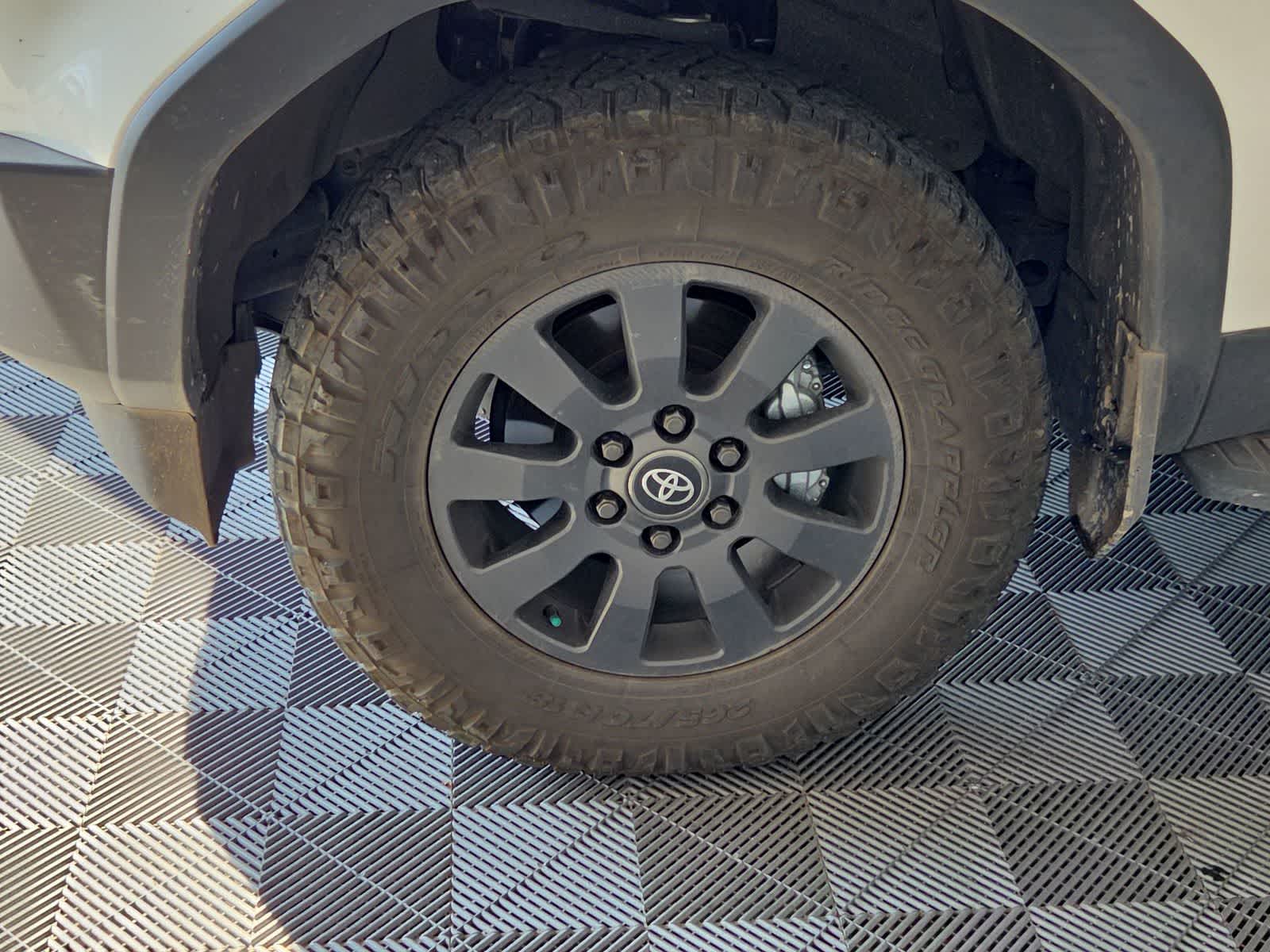 2025 Toyota Land Cruiser 4WD (Natl)