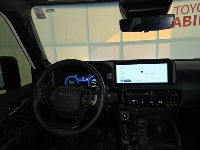 2025 Toyota Land Cruiser 4WD (Natl)