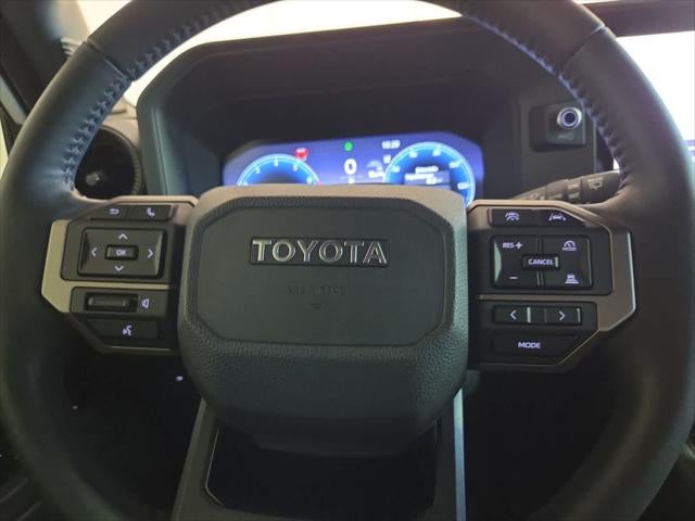 2025 Toyota Land Cruiser 4WD (Natl)