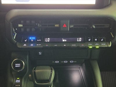 2025 Toyota Land Cruiser 4WD (Natl)